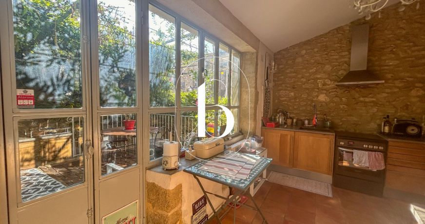 vente Maison de village Uzes