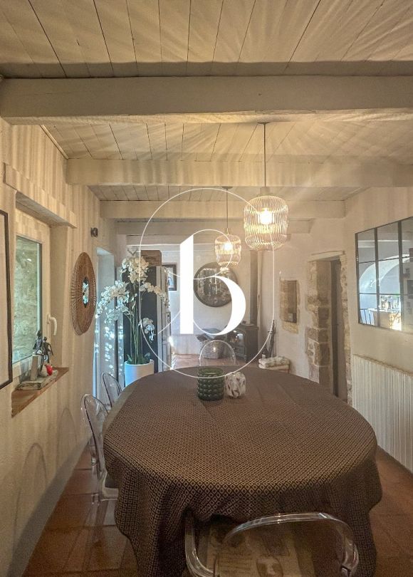 vente Maison de village Uzes
