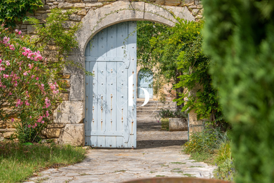 vente Château Barjac - Photo 2