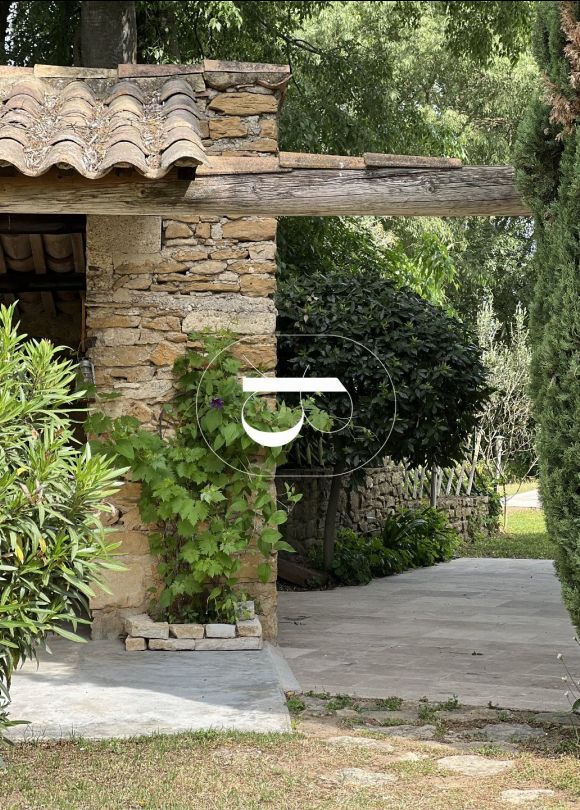 vente Mas Uzes