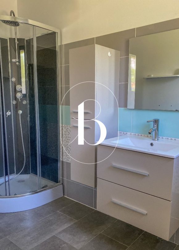 vente Villa Berrias Et Casteljau