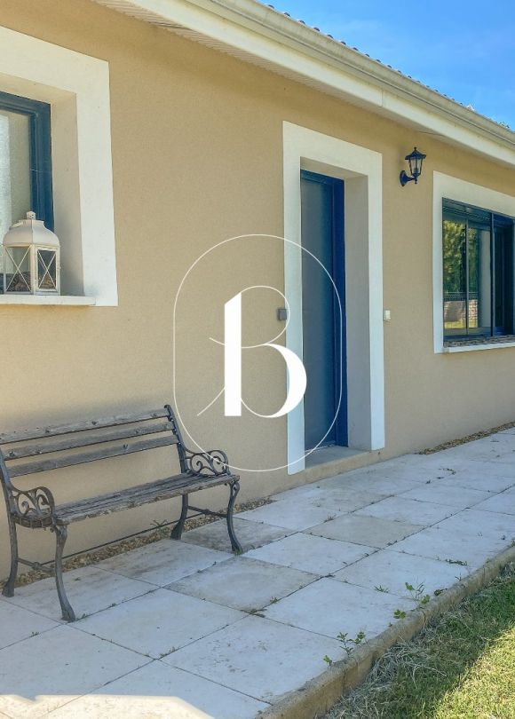 vente Villa Berrias Et Casteljau