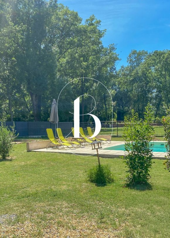 vente Villa Berrias Et Casteljau