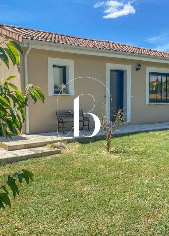 vente Villa Berrias Et Casteljau