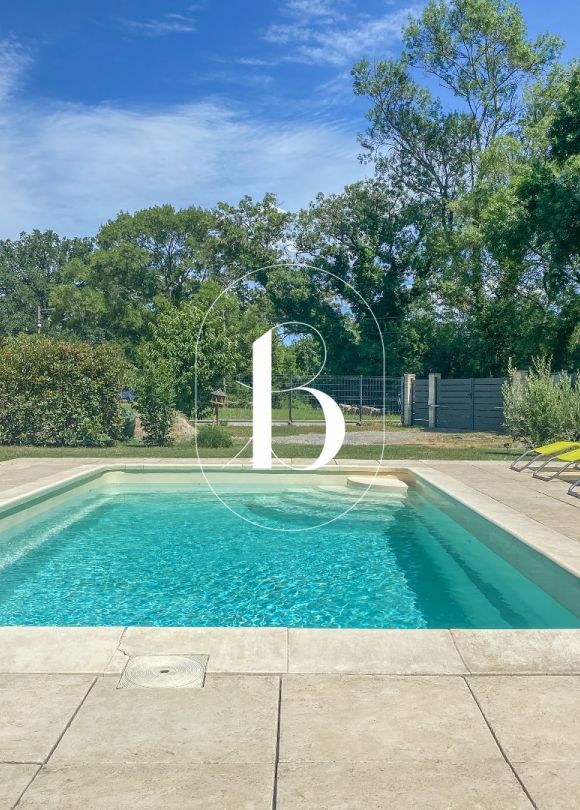 vente Villa Berrias Et Casteljau