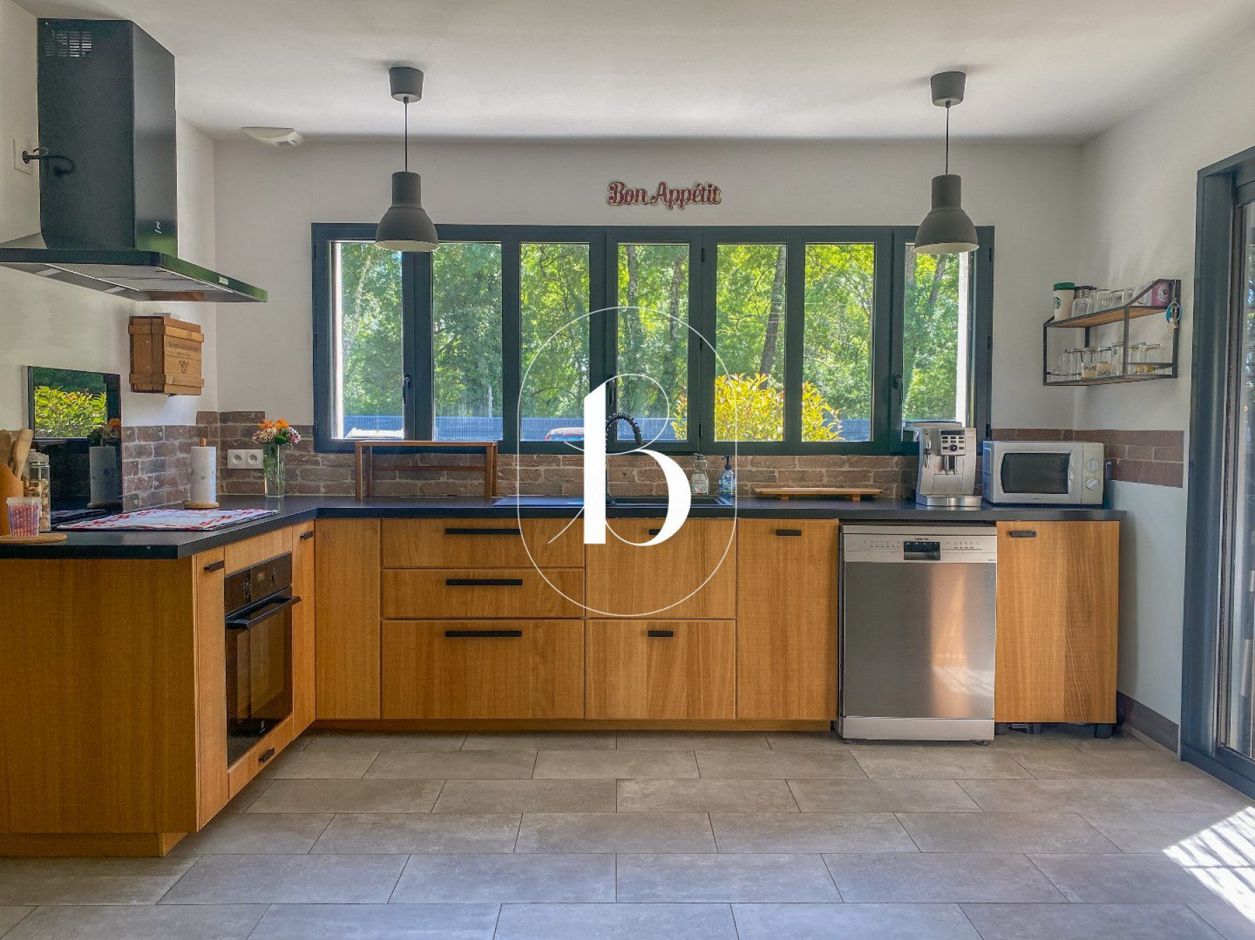 vente Villa Berrias Et Casteljau