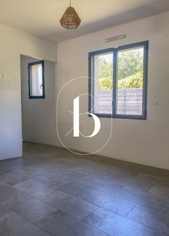 vente Villa Berrias Et Casteljau