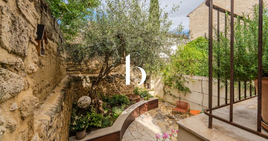 vente Maison de ville Uzes