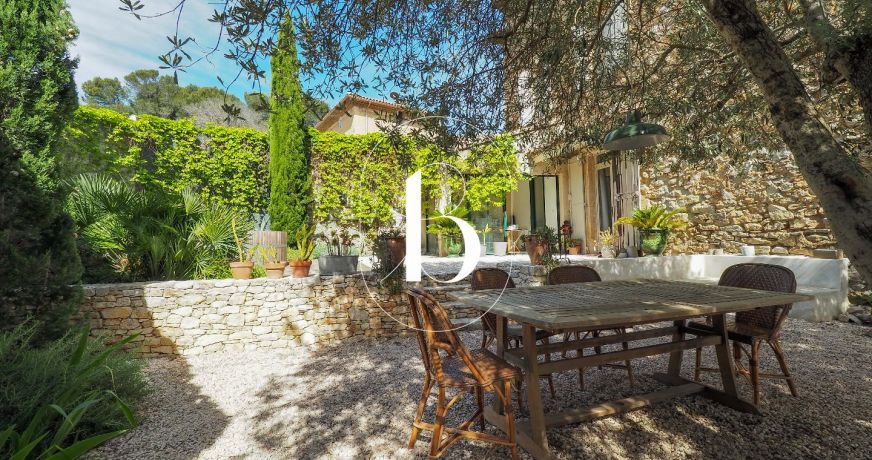 vente Maison de village Uzes