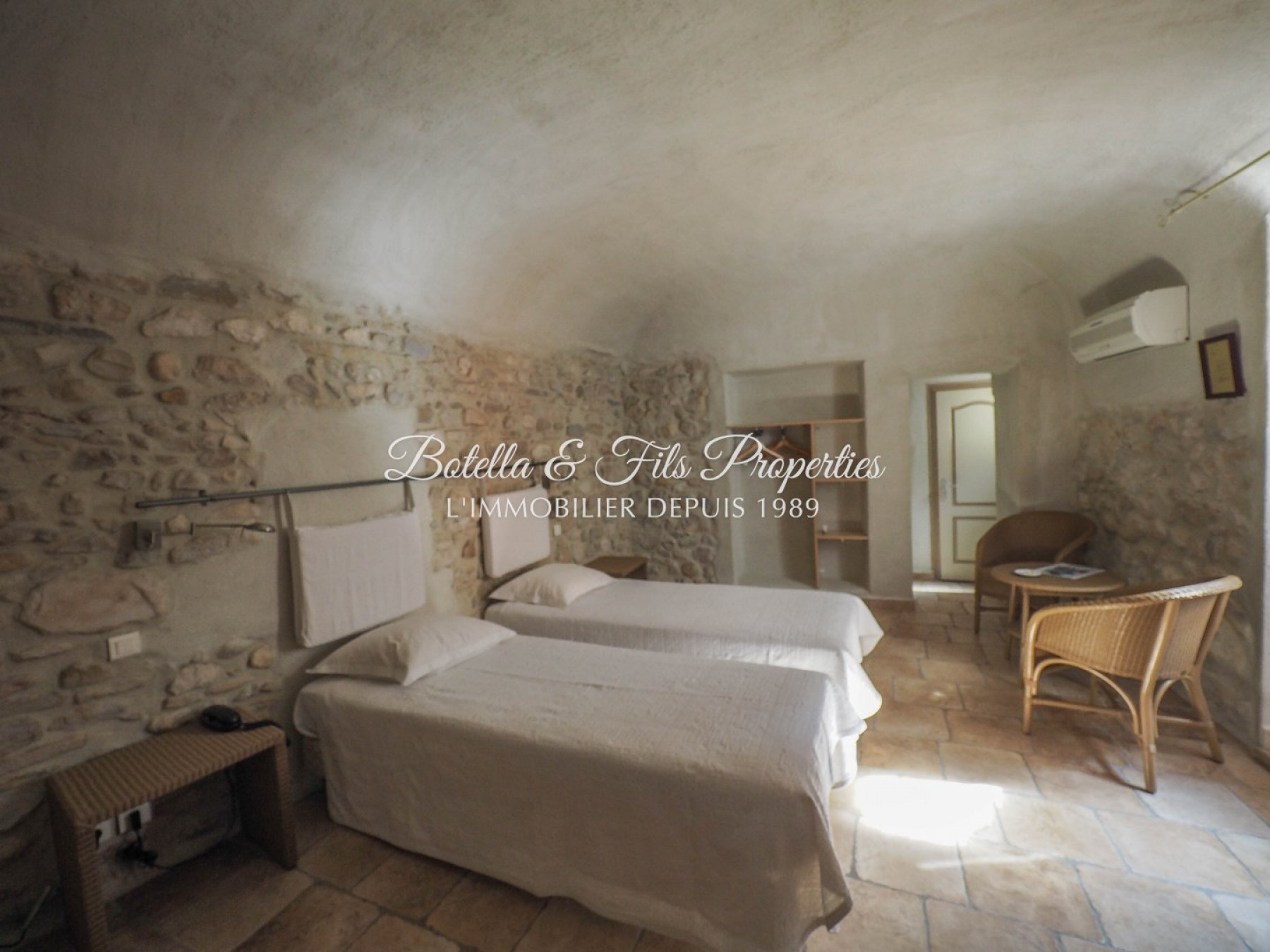 vente Maison de village Barjac