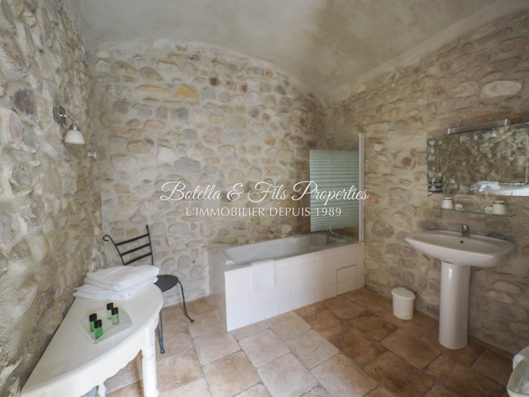 vente Maison de village Barjac
