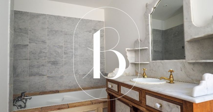 vente Maison de ville Uzes