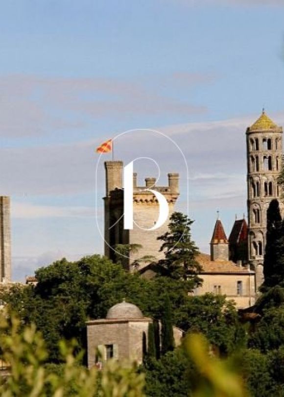 sale Cave Uzes