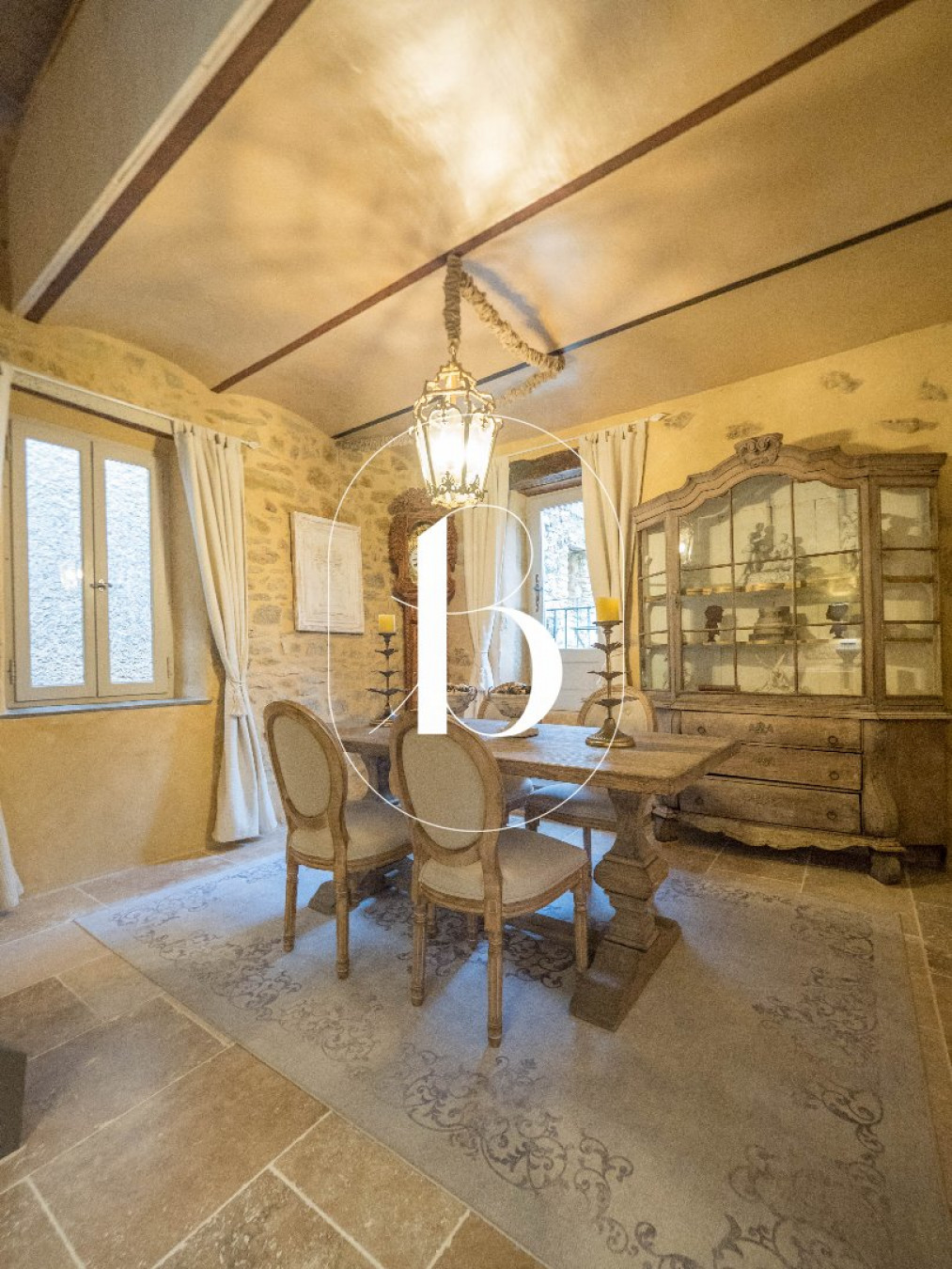 vente Maison de village Uzes