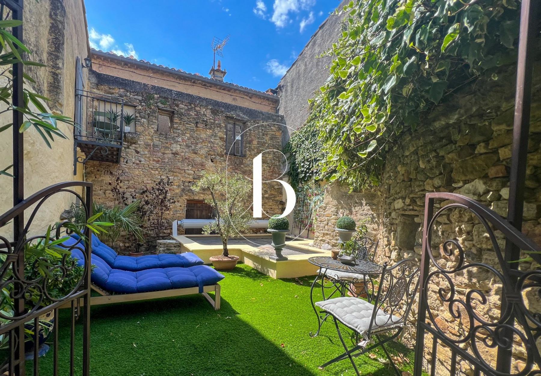 vente Maison de village Uzes