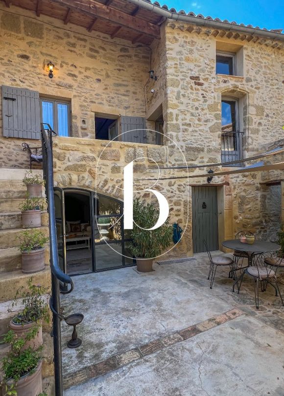 vente Maison de village Uzes