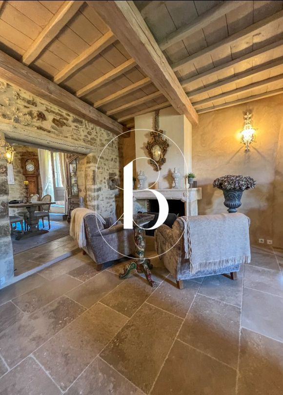 vente Maison de village Uzes