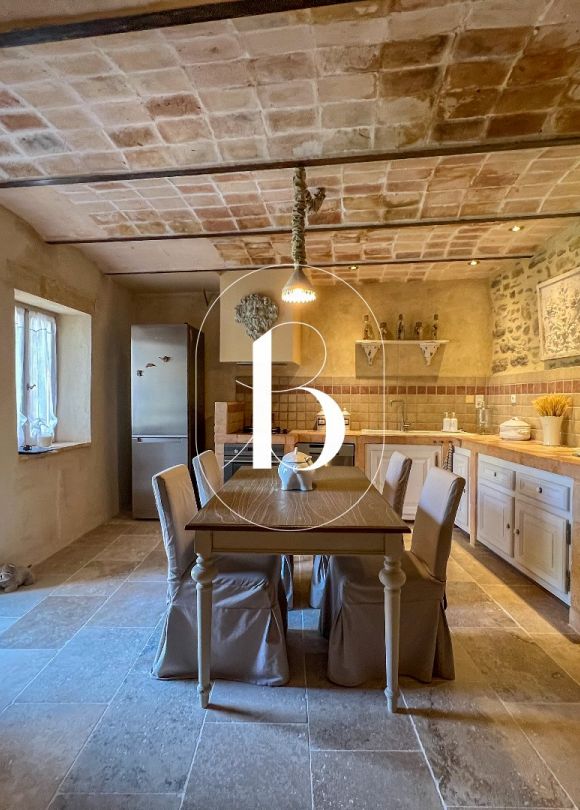 vente Maison de village Uzes