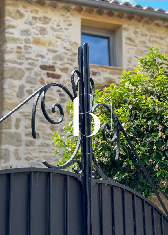 vente Maison de village Uzes