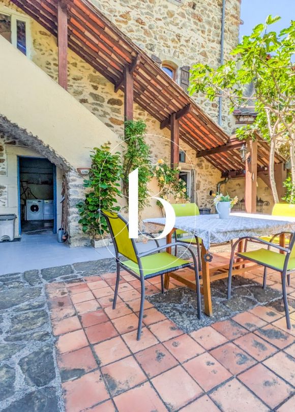 vente Mas de village Les Mages