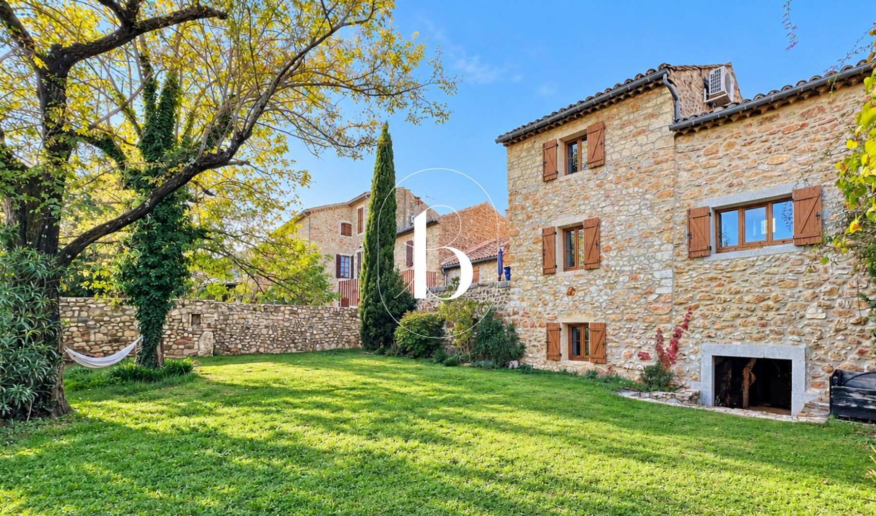 vente Demeure de ville et village Vallon Pont D'arc
