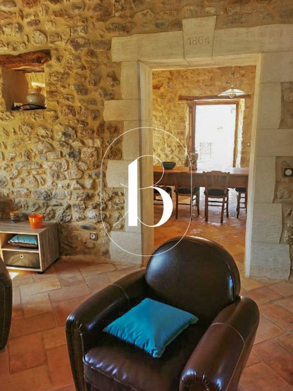 sale Demeure de ville et village Vallon Pont D'arc