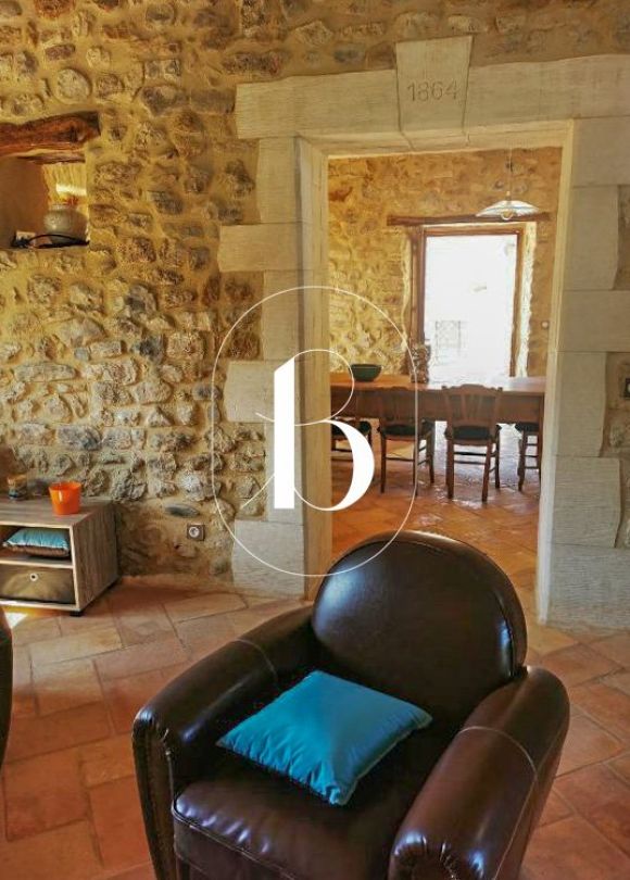 sale Demeure de ville et village Vallon Pont D'arc