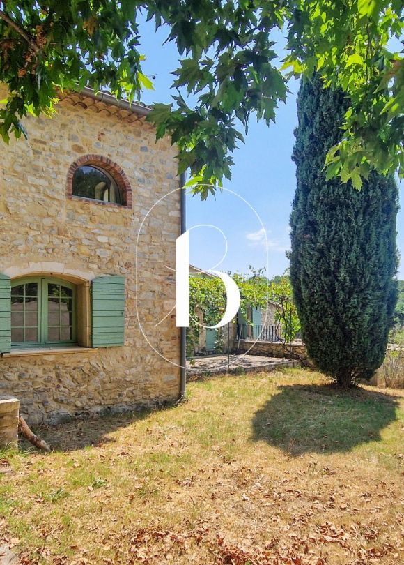 sale Mas Uzes