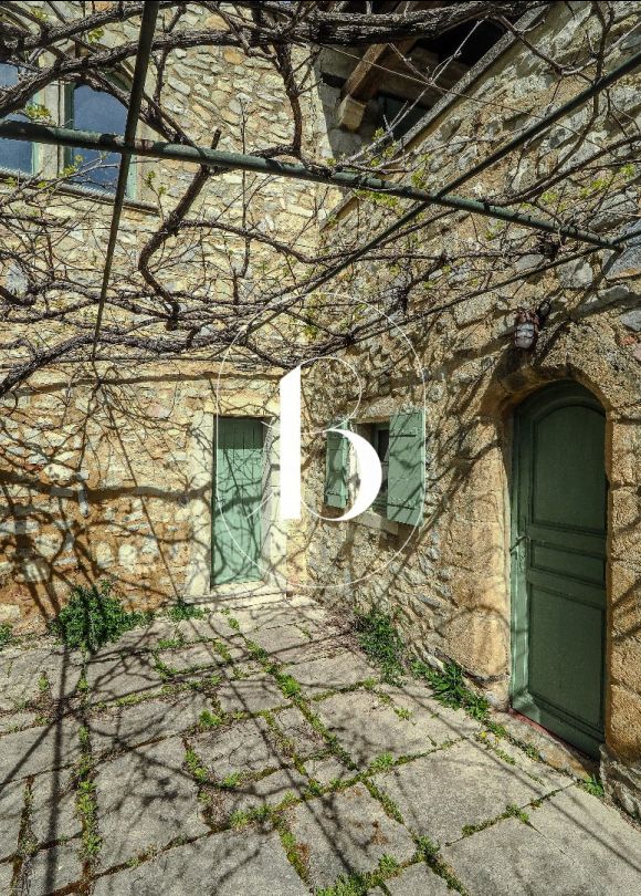 sale Mas Uzes