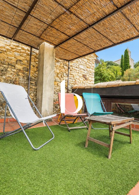 sale Maison de village Venejan