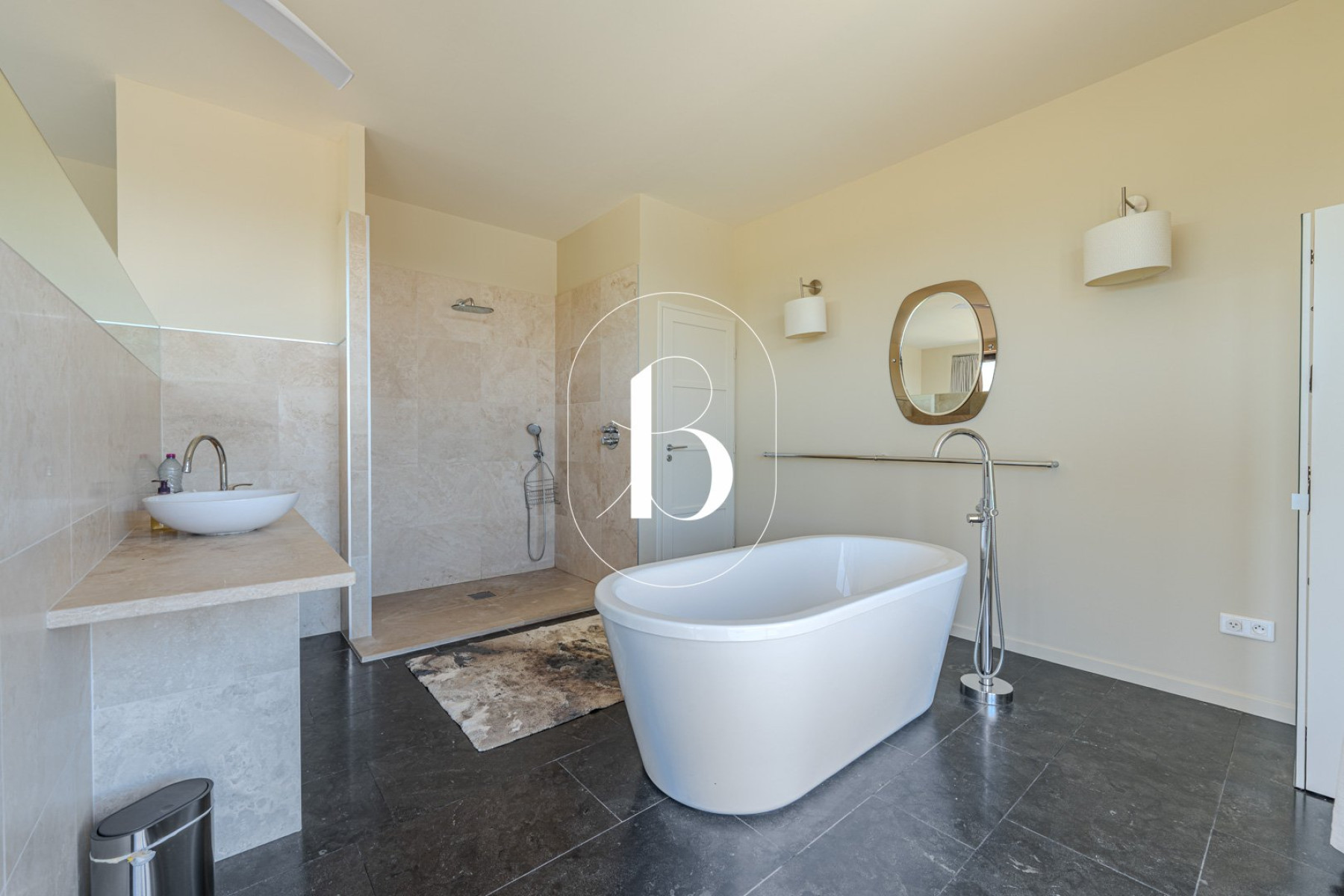 sale Maison contemporaine Uzes