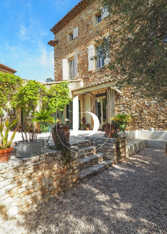 sale Maison de village Uzes