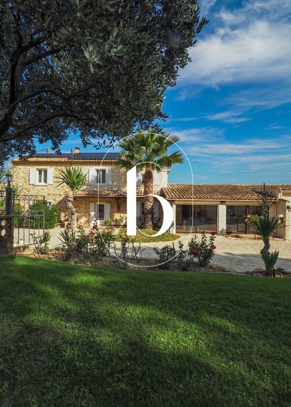 vente Mas Saint Victor La Coste