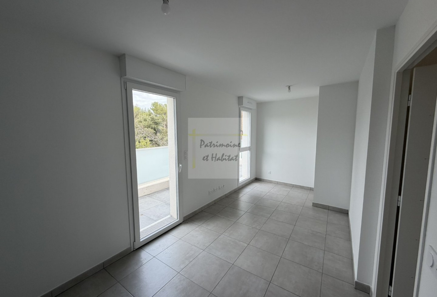 vente Appartement Nimes - Photo 2