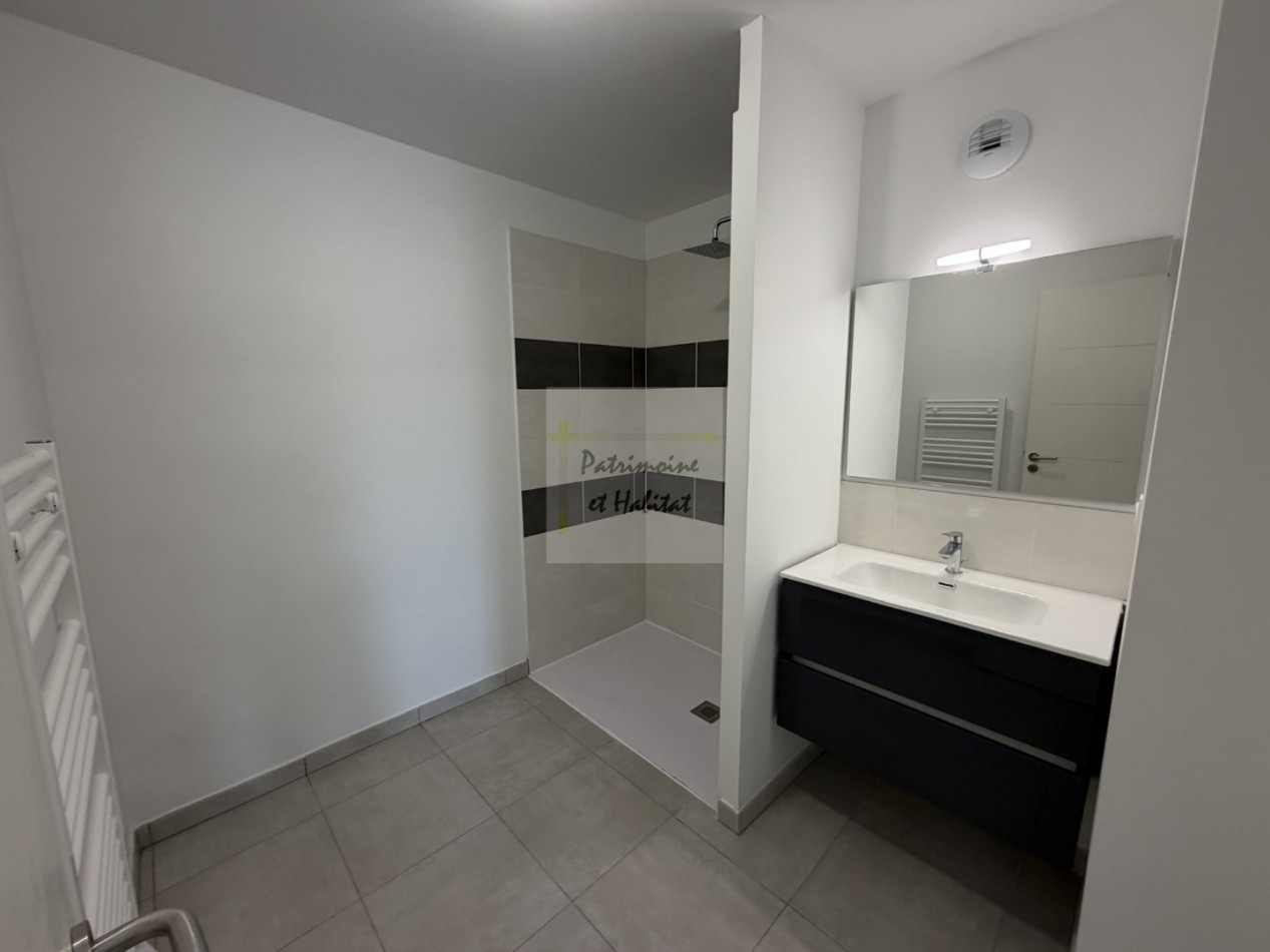 vente Appartement Nimes - Photo 8
