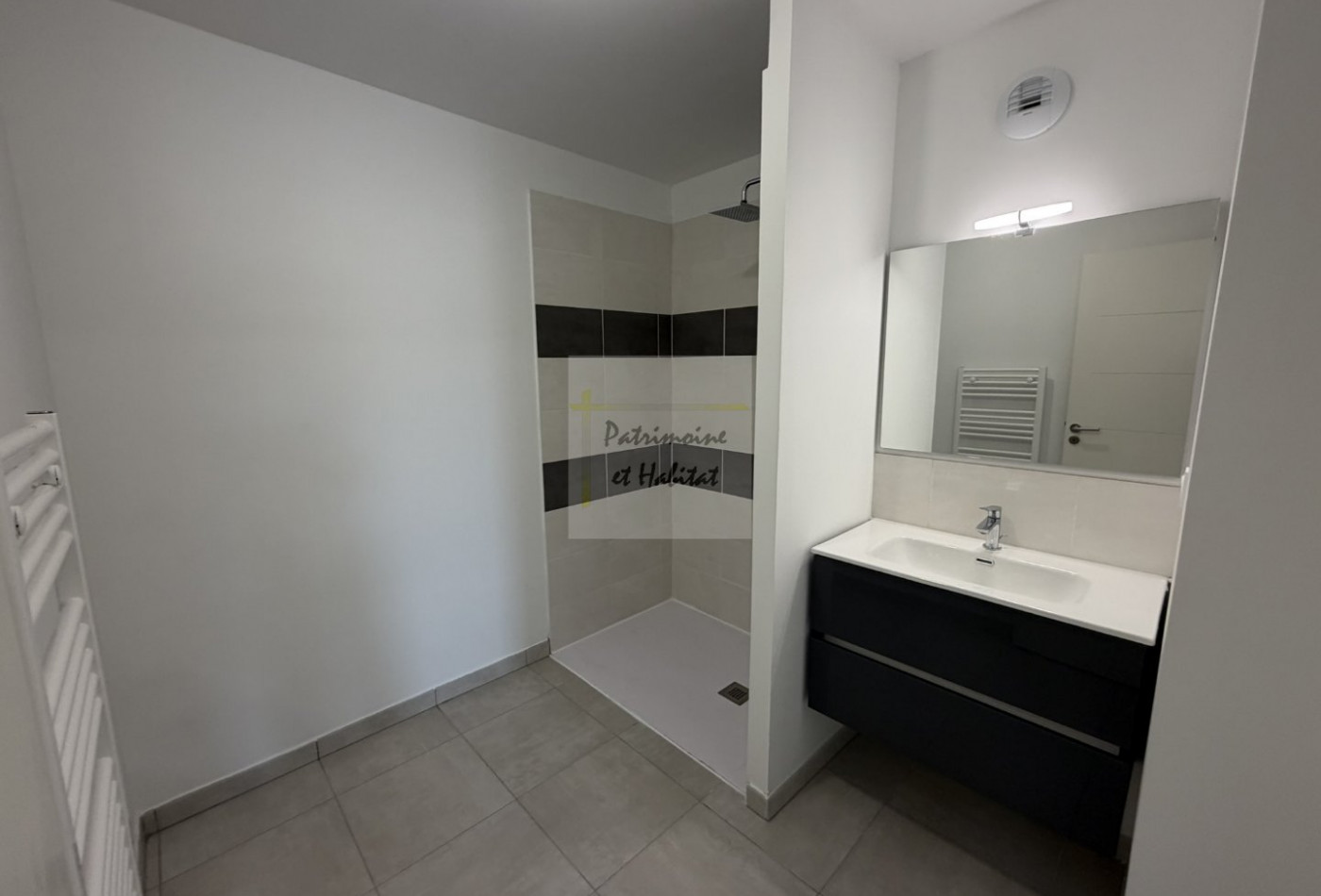 vente Appartement Nimes - Photo 8