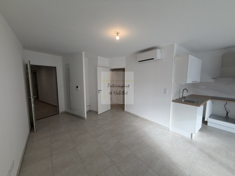 vente Appartement Nimes - Photo 9