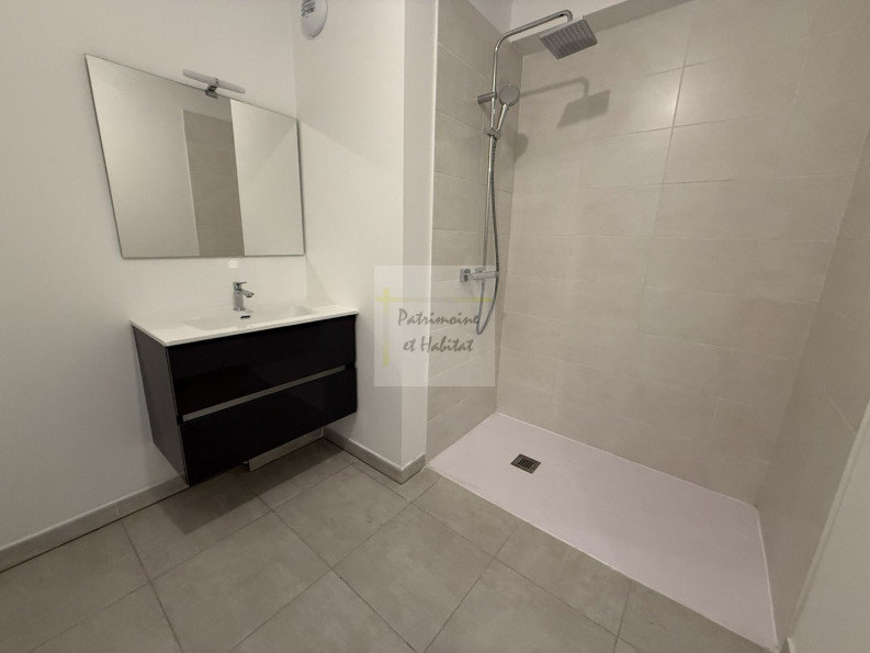 vente Appartement Nimes - Photo 10