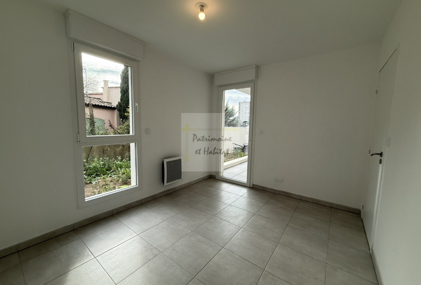 vente Appartement Nimes - Photo 7