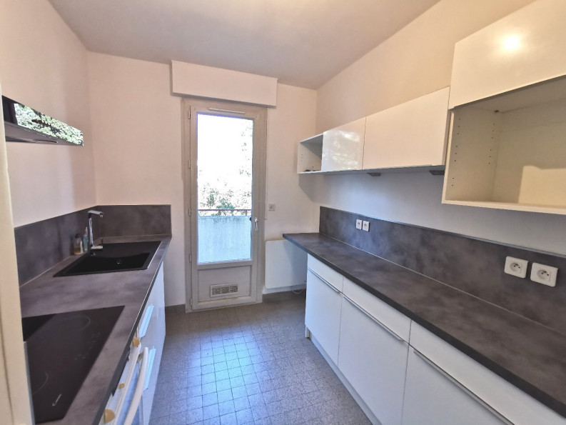 vente Appartement Nimes - Photo 5