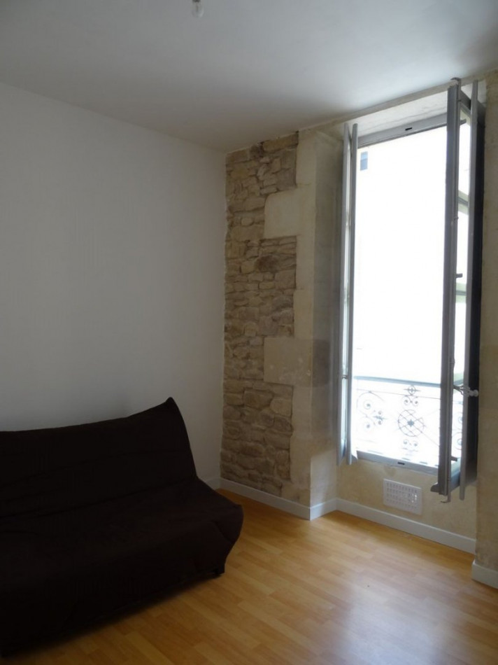 location Appartement Nimes