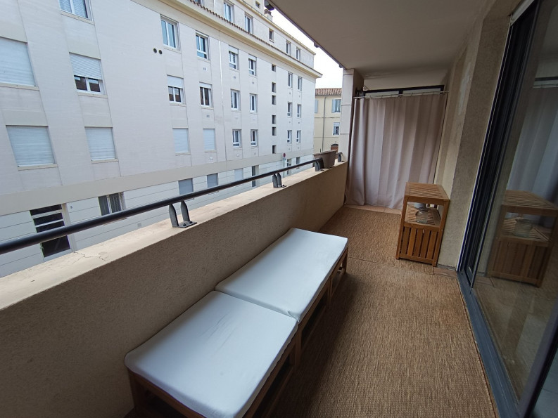 location Appartement Nimes - Photo 1