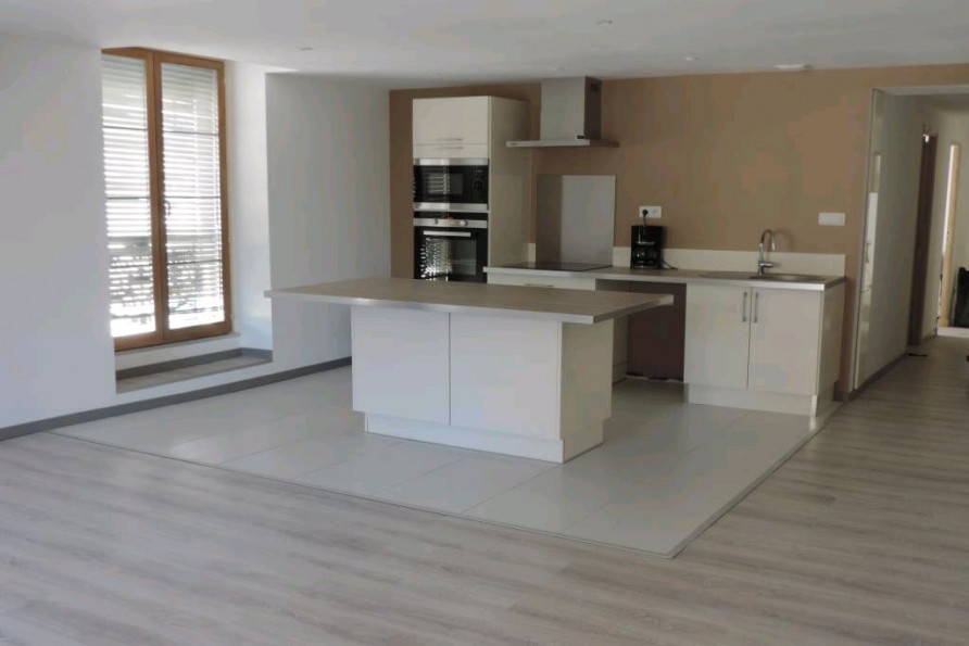 location Appartement Nimes - Photo 2