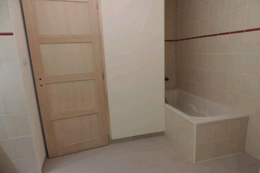 location Appartement Nimes - Photo 4