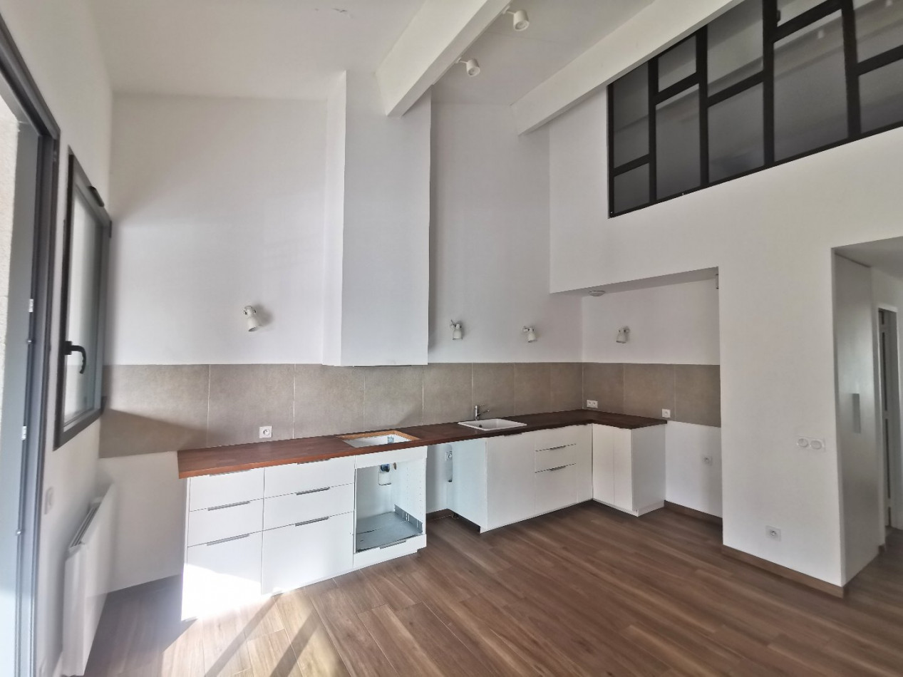 location Duplex Nimes - Photo 2