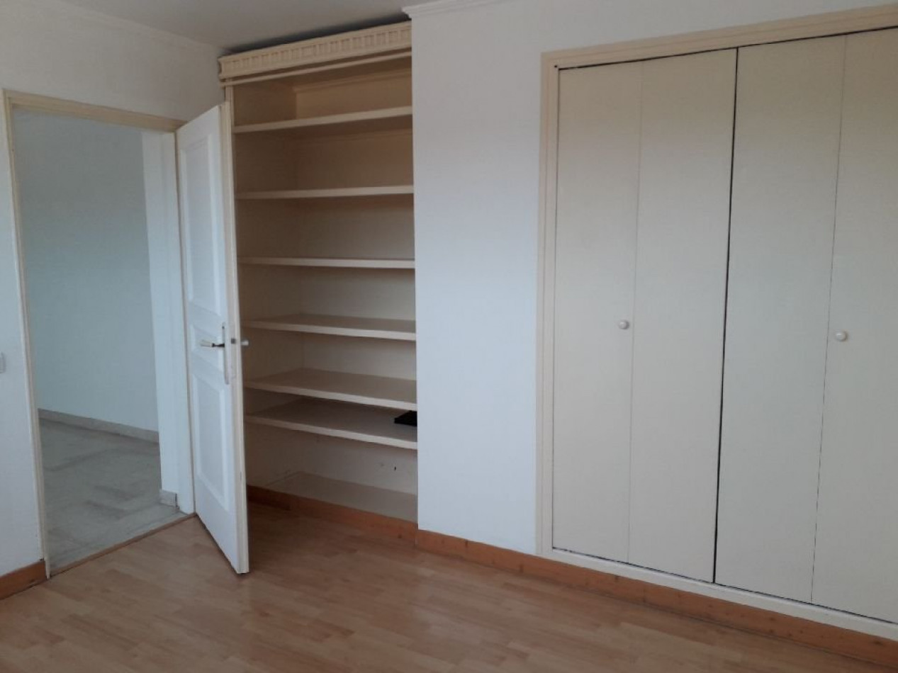 location Appartement Nimes - Photo 2