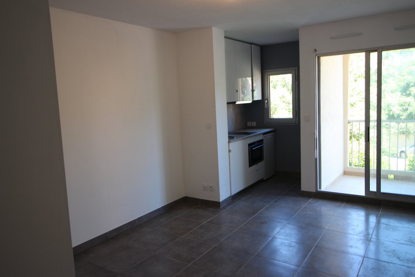 vente Appartement Nimes - Photo 2