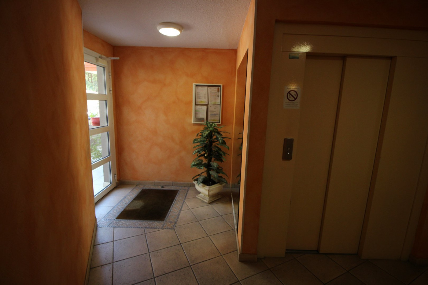 vente Appartement Nimes - Photo 9