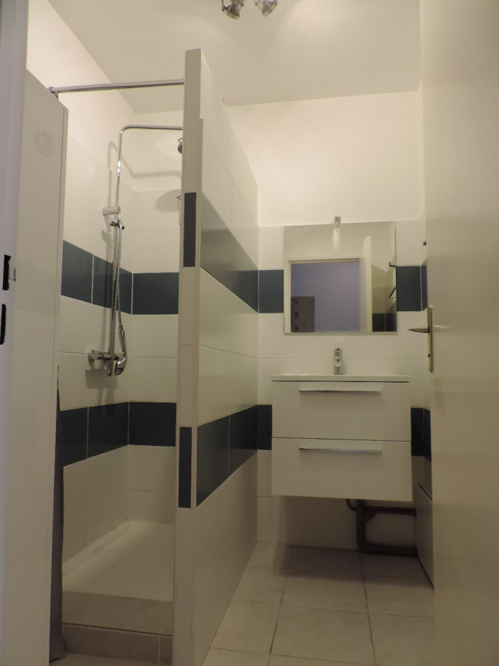 location Appartement Nimes - Photo 4