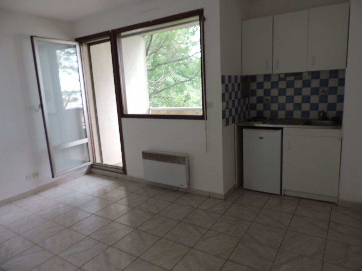 location Appartement Nimes